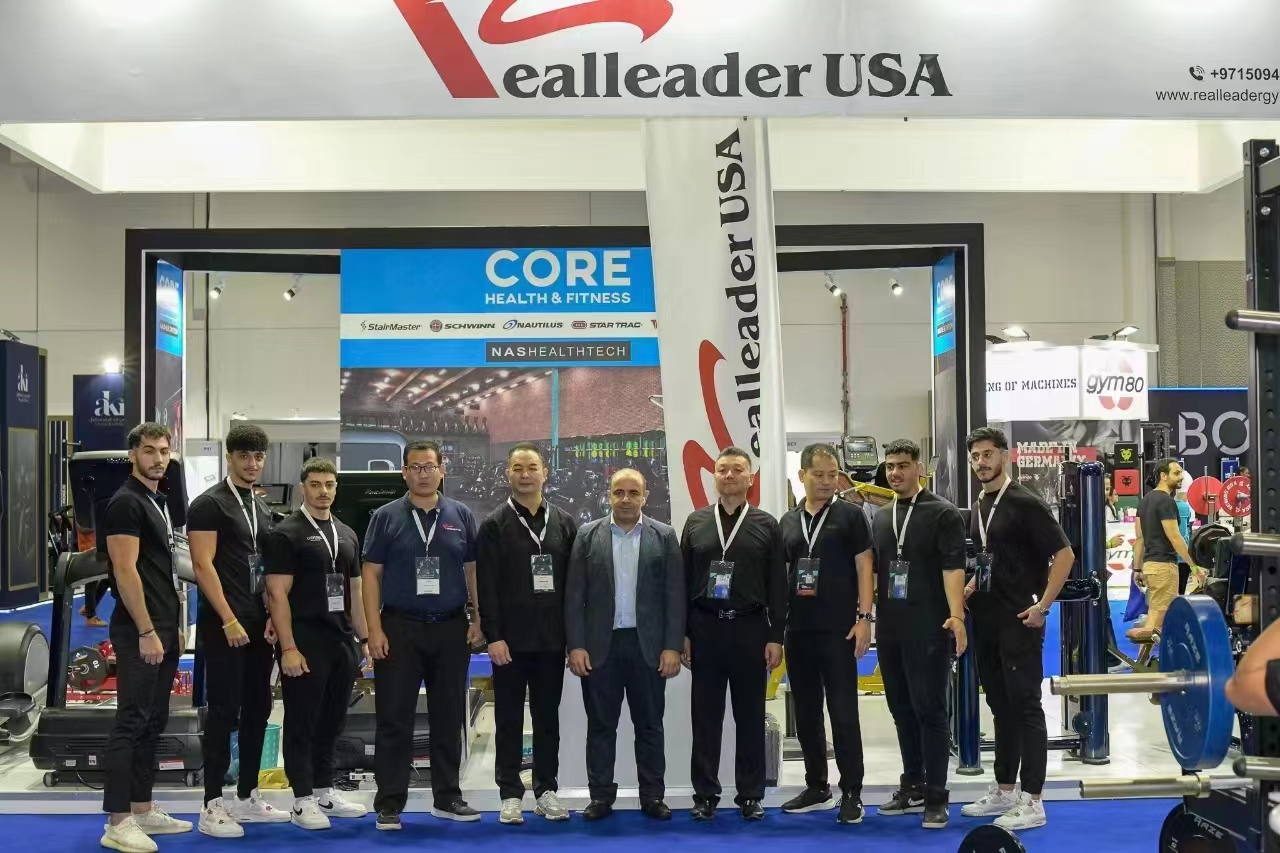 Bodybuilder Stars Gather at Realheader USA Booth Dubai Active